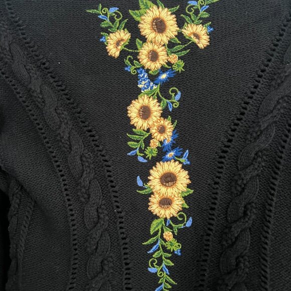FARM Rio Black Floral Embroidery Knit Top - Picture 5 of 5